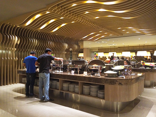 Grand Majestic: Main Buffet Area