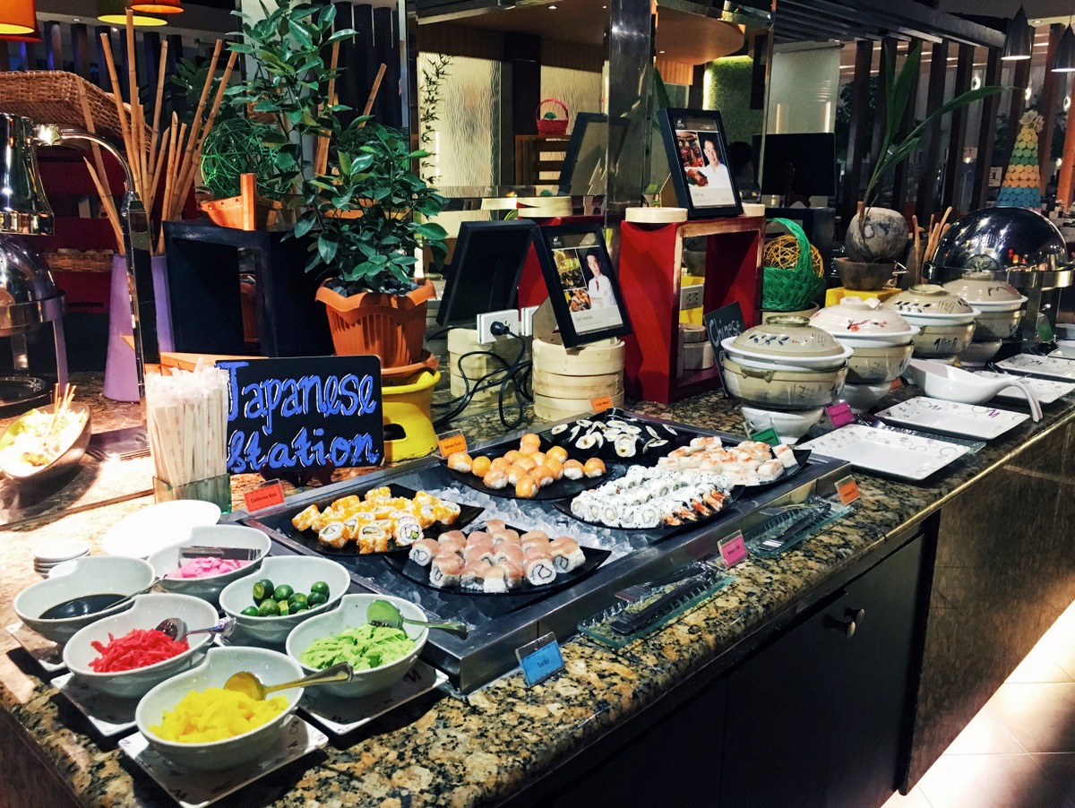 UNO's Themed Buffets